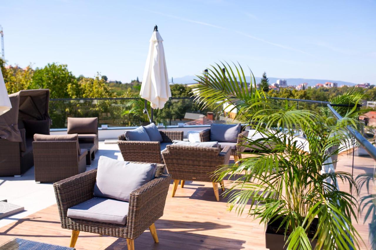 Apel Luxury Lägenhet Ni Exteriör bild