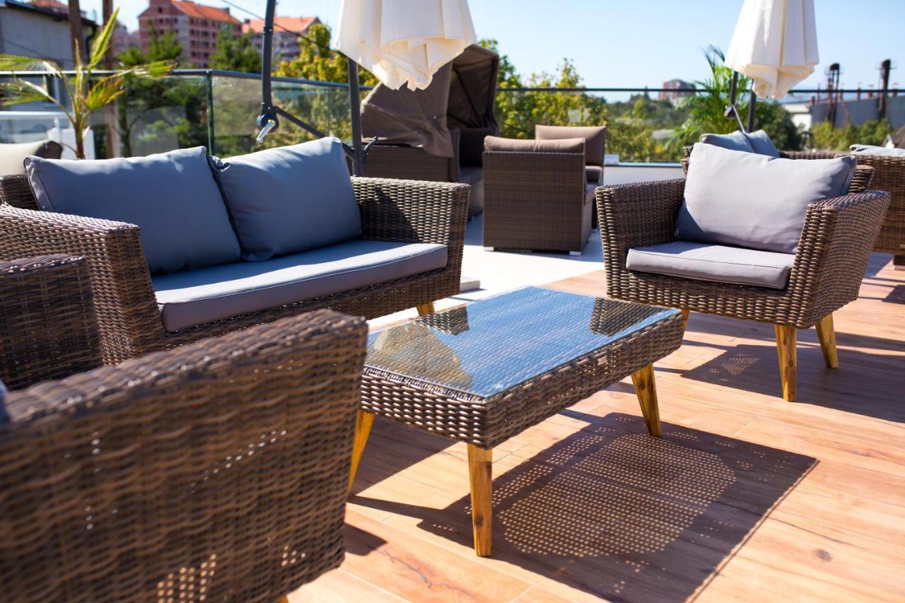 Apel Luxury Lägenhet Ni Exteriör bild